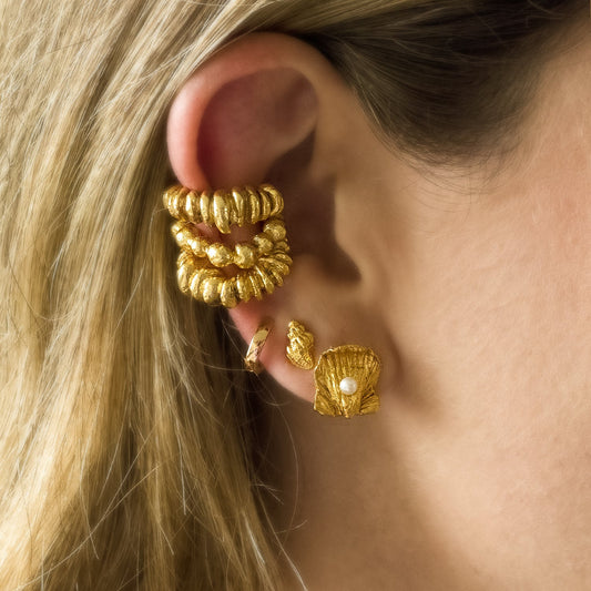 SHERA STUDS