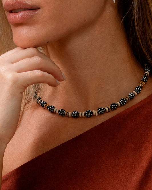 ARI BLACK NECKLACE