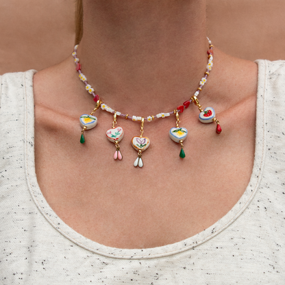 BLUSH DAISY NECKLACE