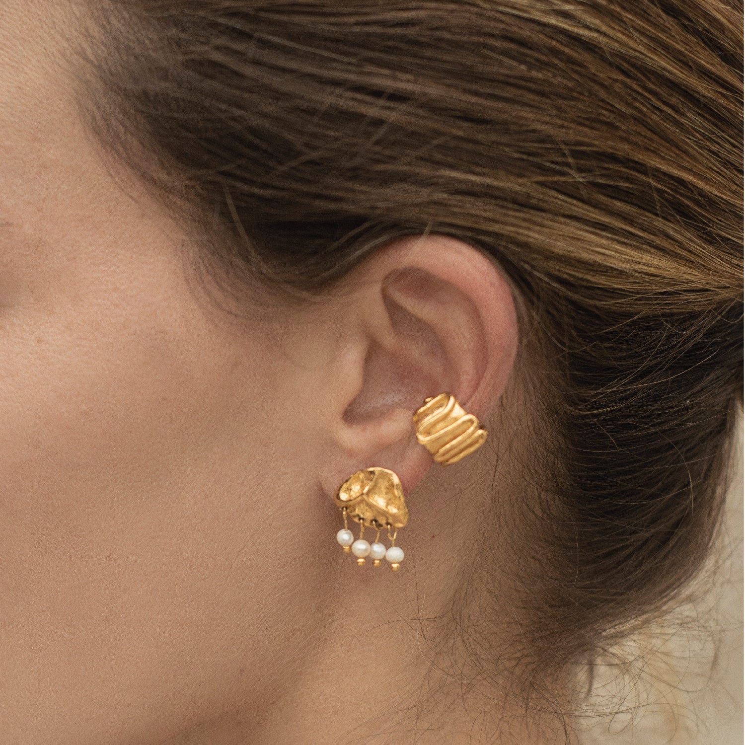 Arysel Gold Earcuff