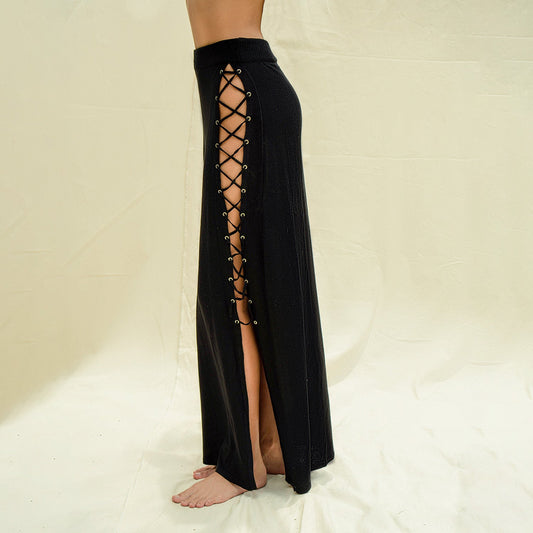 BLACK KNITTED SALT SKIRT