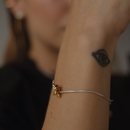 TWIST BRACELET