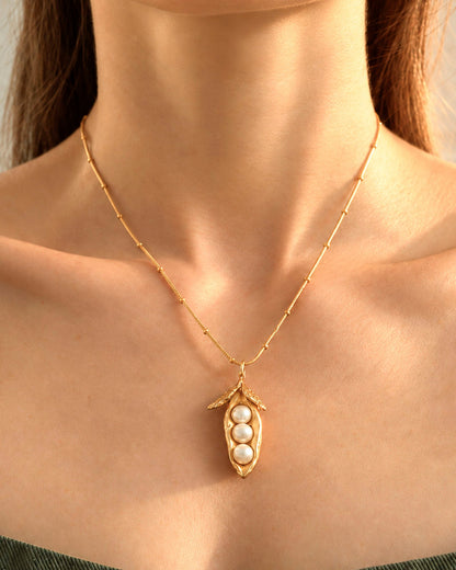 PEA GOLD NECKLACE