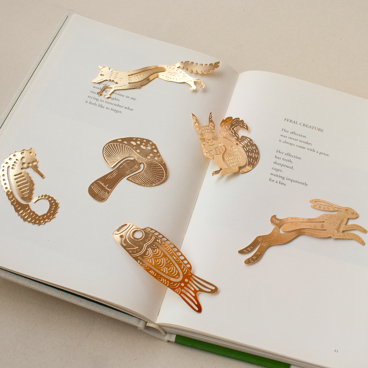 HARE BOOKMARK