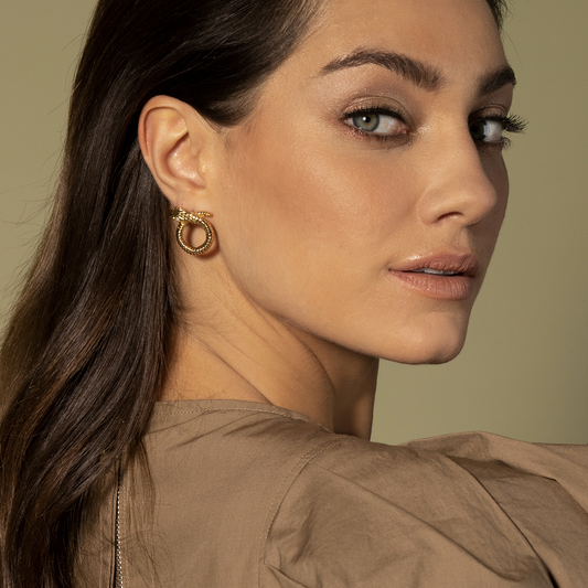 Aretes serpiente circular VELEZ BY PAJAROLIMON - Pajarolimon Colombia