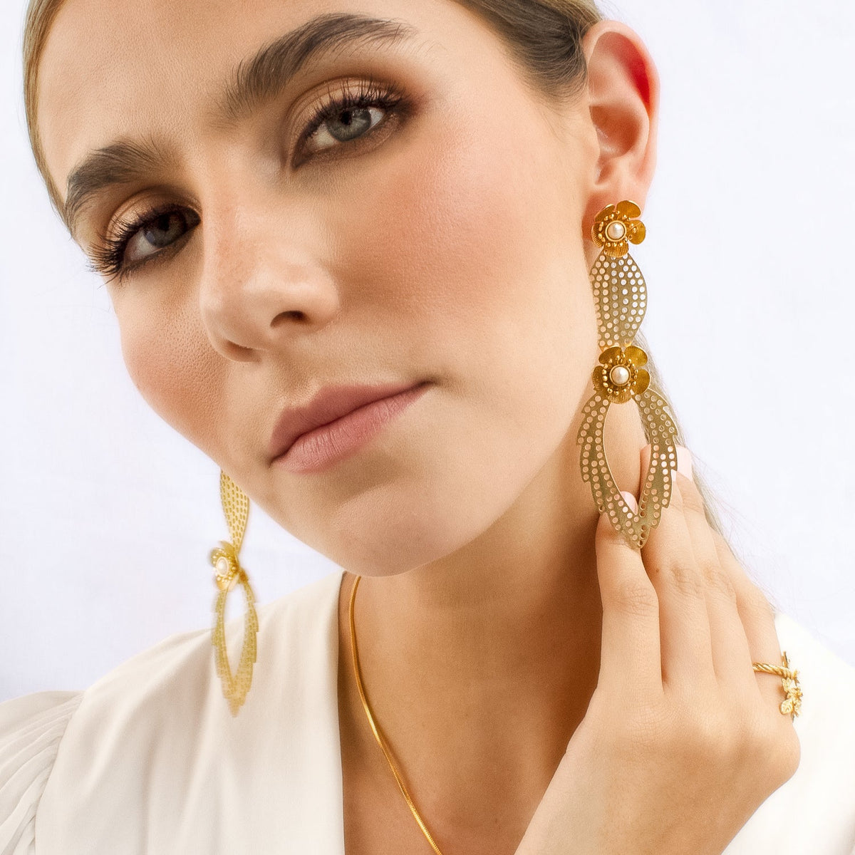 AMAPOLA EARRINGS