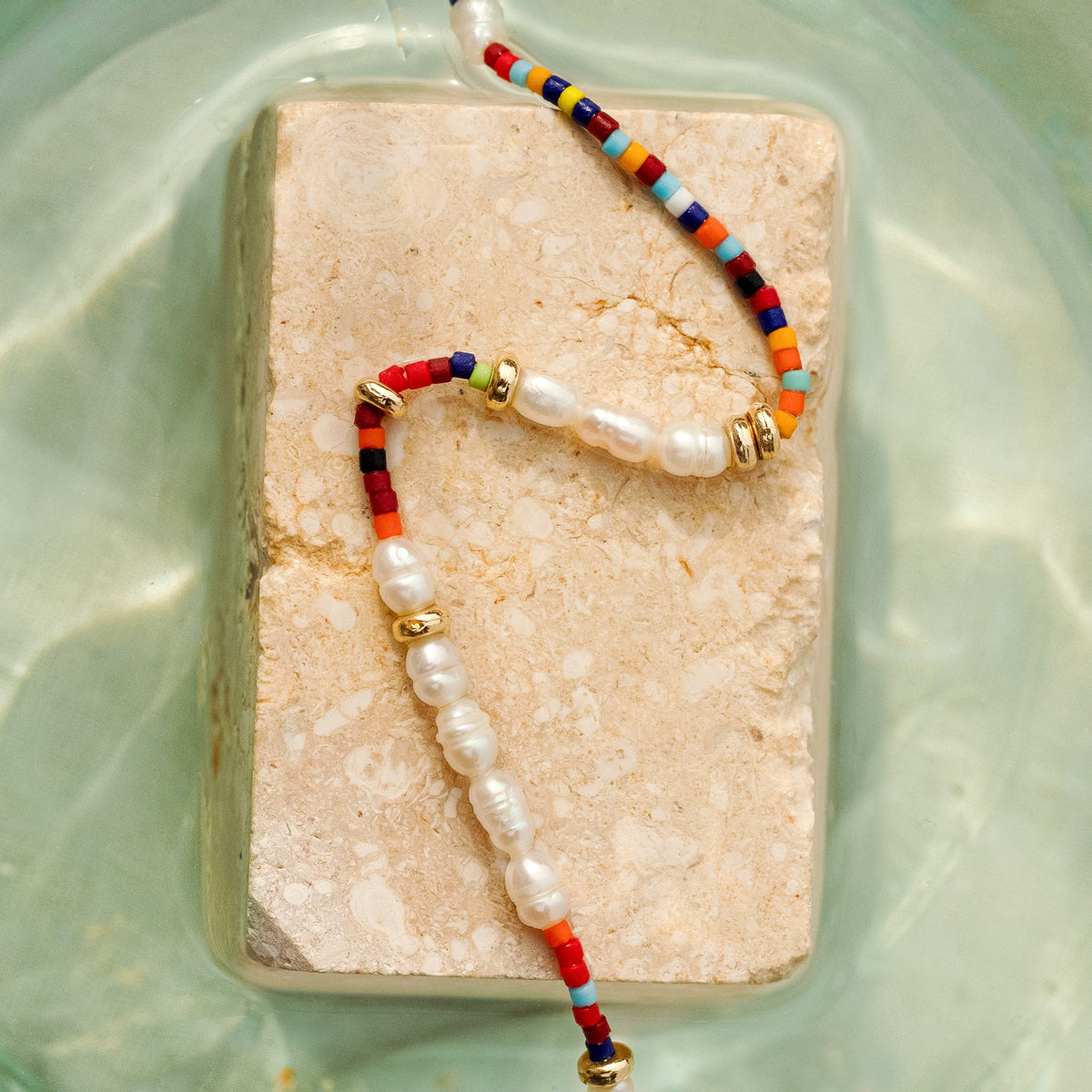 CLAP NECKLACE
