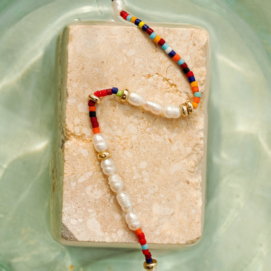 CLAP NECKLACE