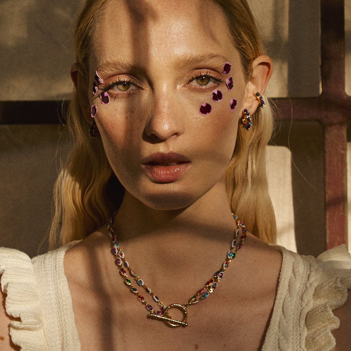 COLLAR MANZANILLA